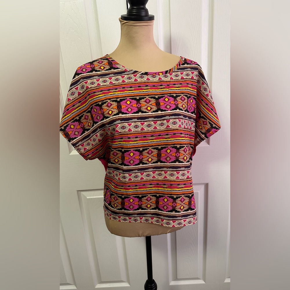 Xhilaration Pink and Orange Patterned Blouse